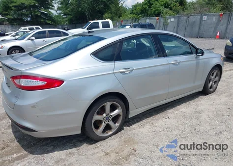 2013 Ford Fusion Se z USA, uszkodzony, nr VIN 3FA6P0H70DR354460